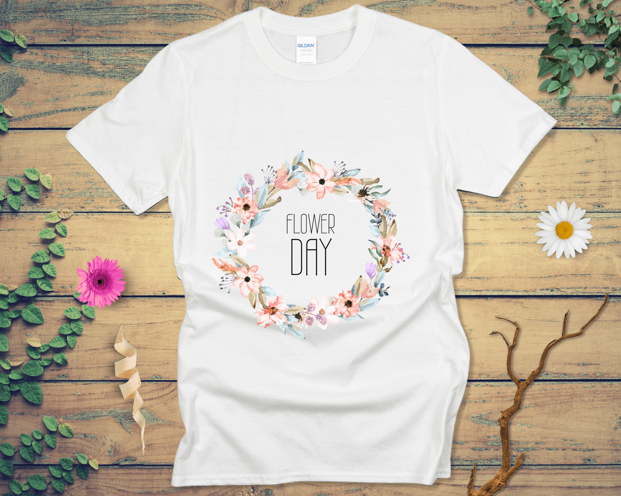 Watercolor Wreath Tee - LOST HUES